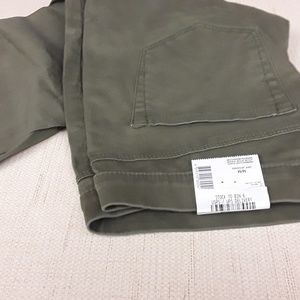 Olive green jean leggings Sz M Simply Styled NWT